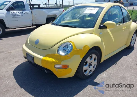 2003 Volkswagen New Beetle Gls 2.0L из США, поврежденный, VIN 3VWCK21C33M413329